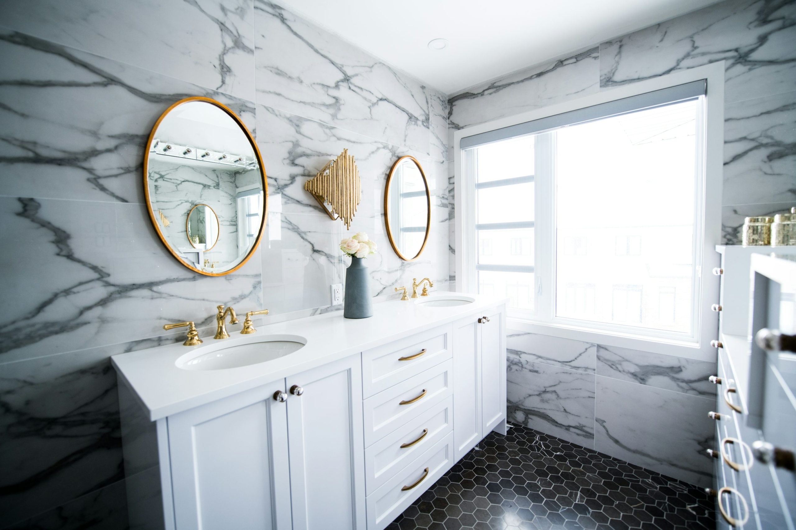 Top Bathroom Remodel Mistakes to Avoid