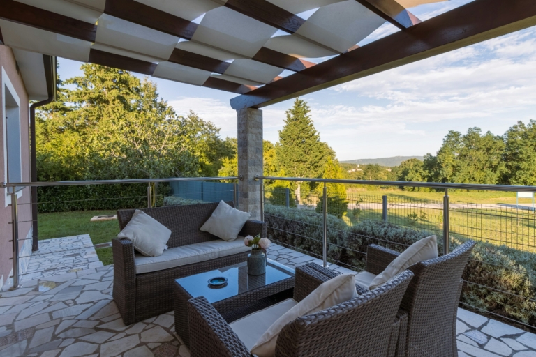 Upgrade outdoor living area
